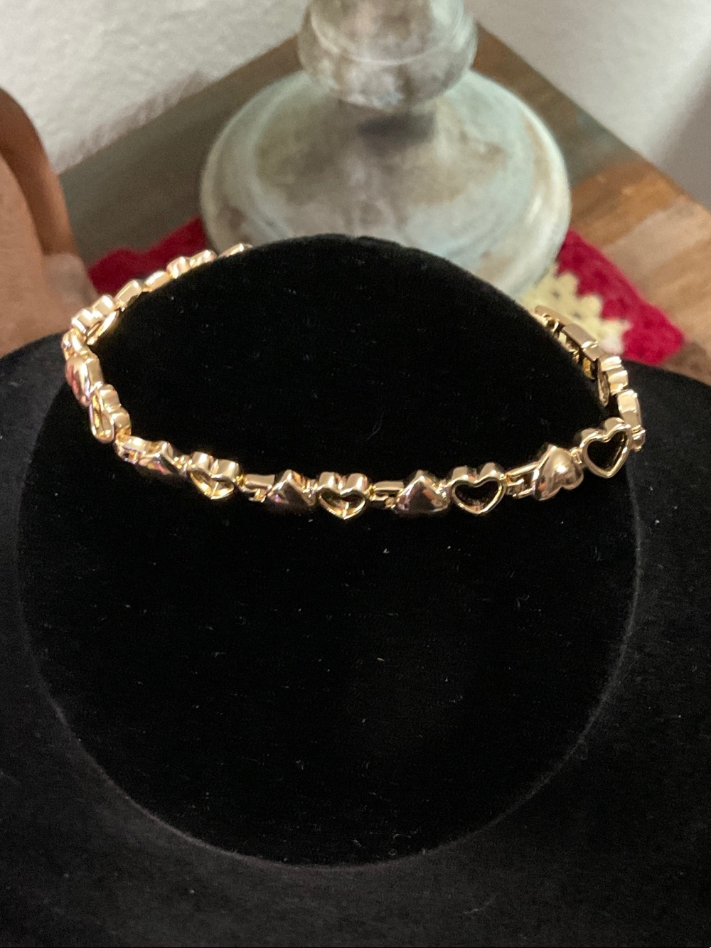 Gold Heart Link Bracelet - Elegant Women’s Jewelry